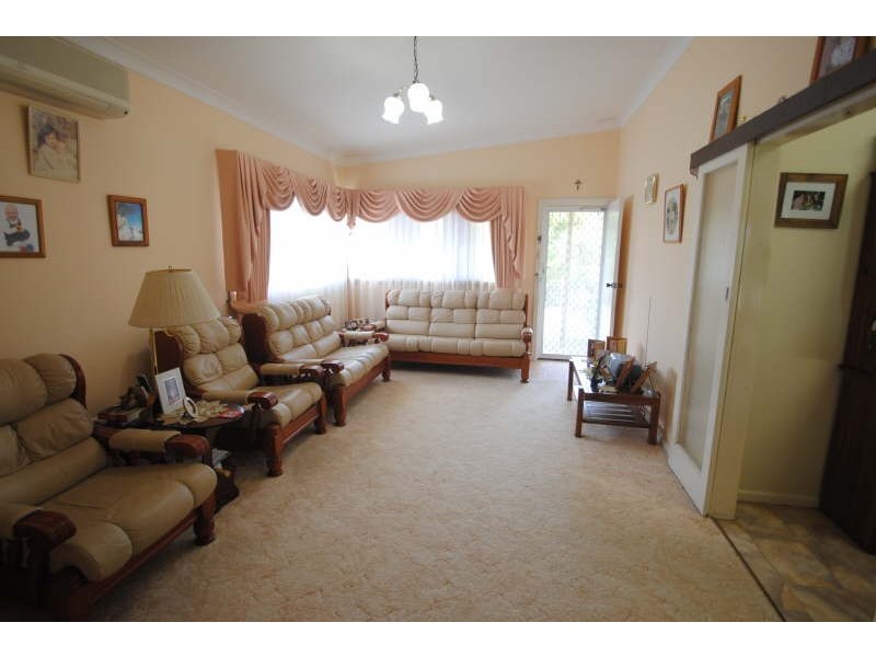 7 Ninth Avenue, Toukley NSW 2263