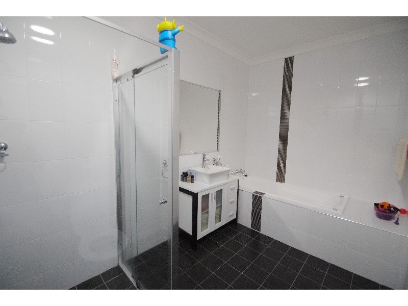 2/2 Gallipoli Drive, Long Jetty NSW 2261