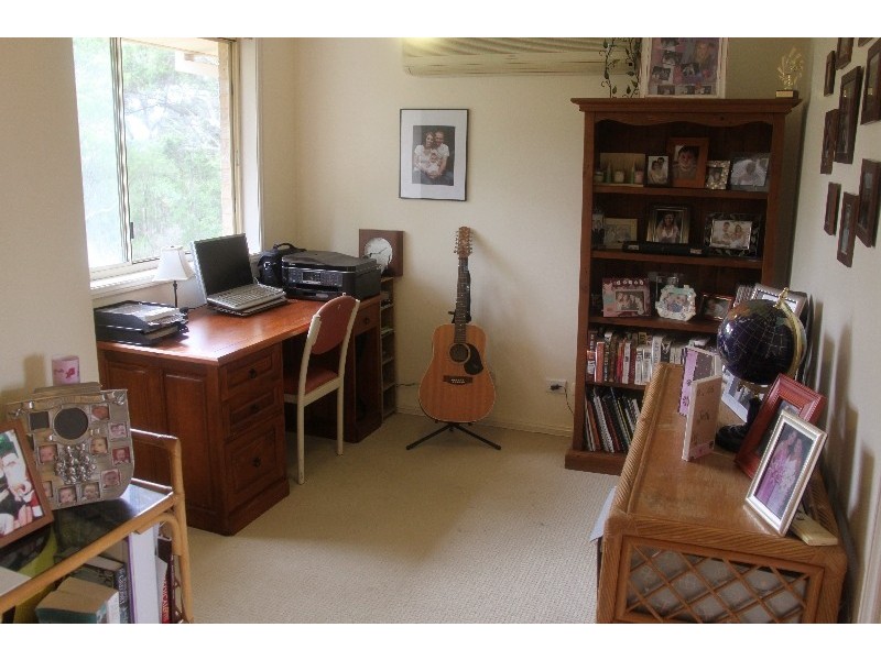 6/2 Oxford Drive, Lake Haven NSW 2263