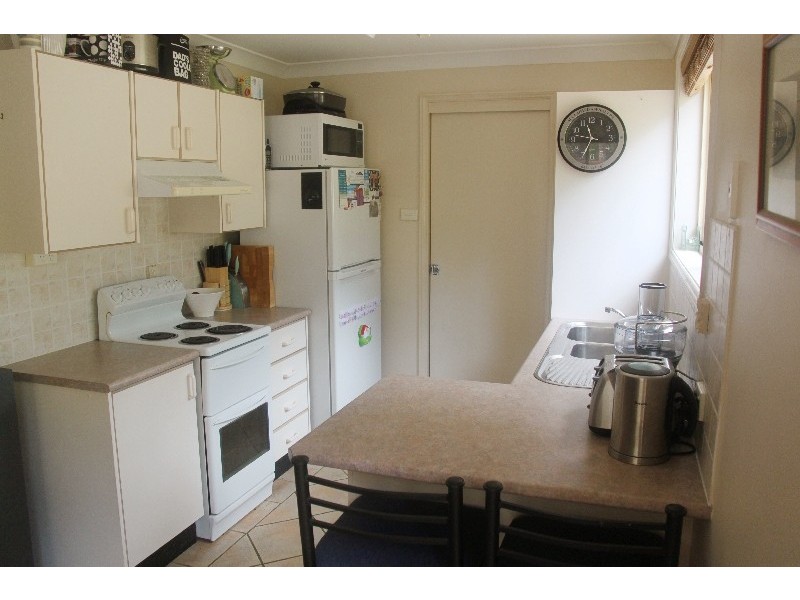 6/2 Oxford Drive, Lake Haven NSW 2263