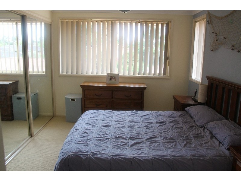 6/2 Oxford Drive, Lake Haven NSW 2263