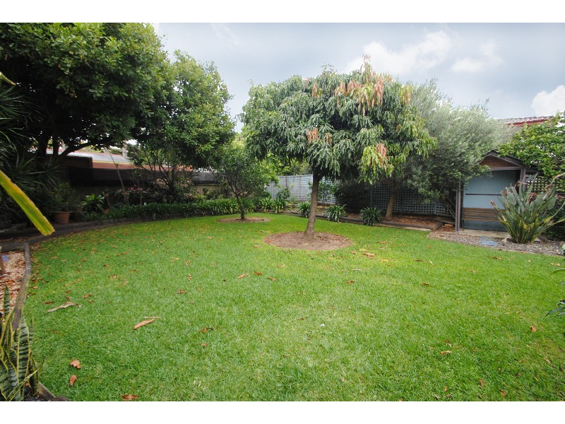 9 Roslyn Place, Noraville NSW 2263
