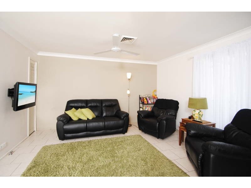 67 Swan Street, Kanwal NSW 2259