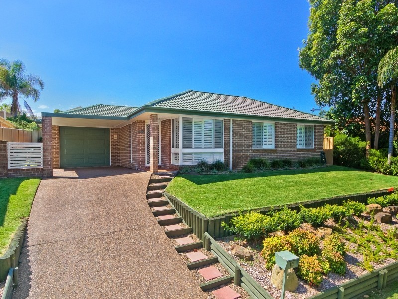 16 Lancaster Parade, Bateau Bay NSW 2261