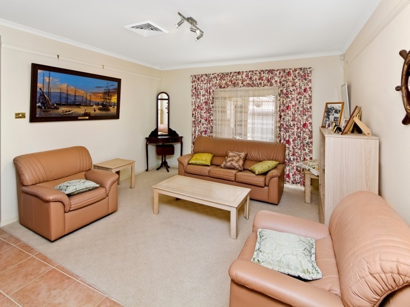 14 Mootay Close, Buff Point NSW 2262