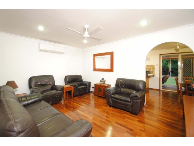 11 Fourth Avenue, Toukley NSW 2263