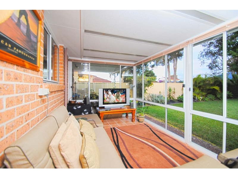 11 Fourth Avenue, Toukley NSW 2263