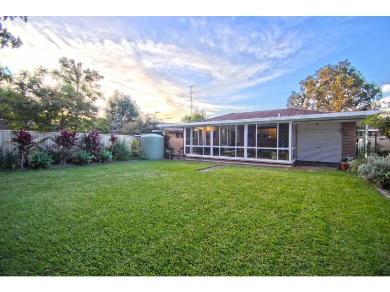 11 Fourth Avenue, Toukley NSW 2263