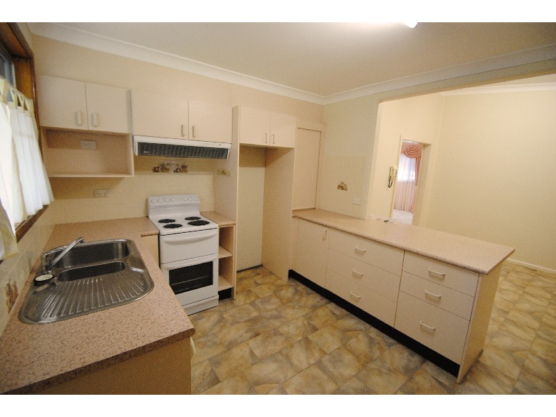 7 Ninth Avenue, Toukley NSW 2263