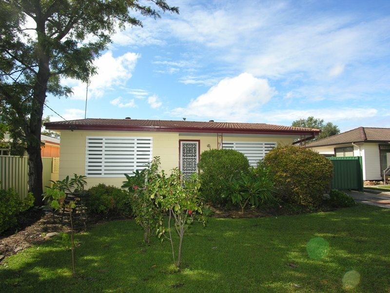 2 Cunningham Road, Killarney Vale NSW 2261