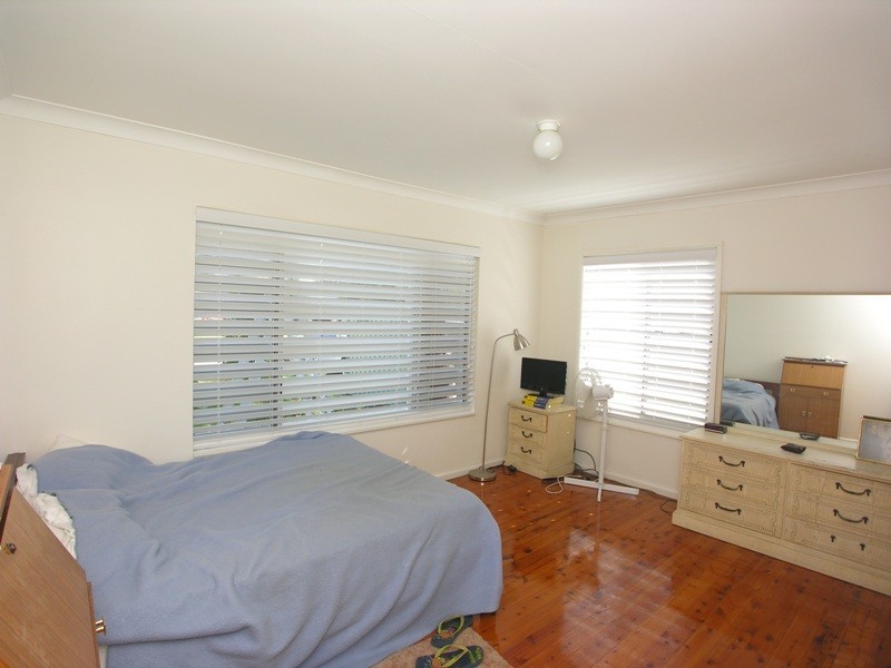 2 Cunningham Road, Killarney Vale NSW 2261