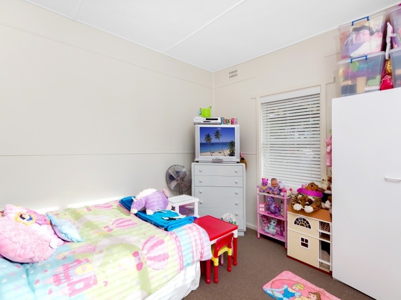 162 Tuggerawong Road, Wyongah NSW 2259