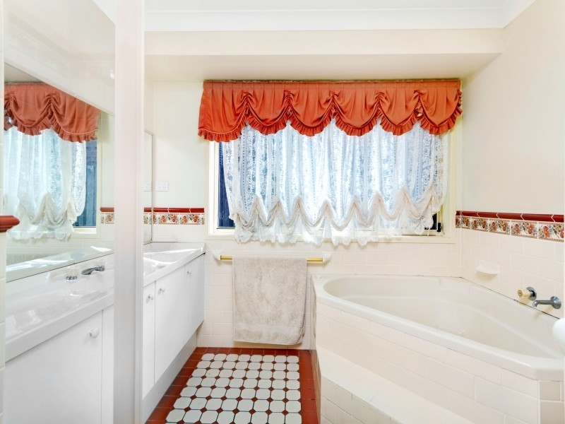 33 Victoria Street, Norah Head NSW 2263