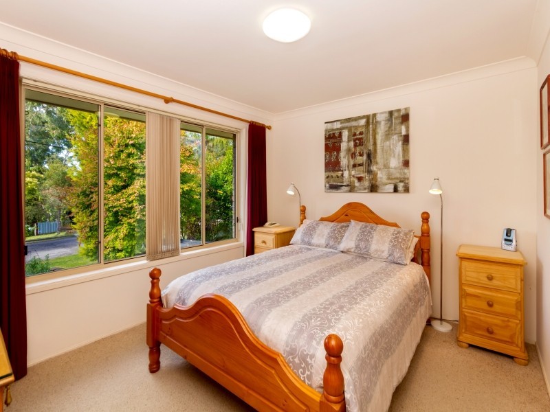 72 Huene Avenue, Budgewoi NSW 2262