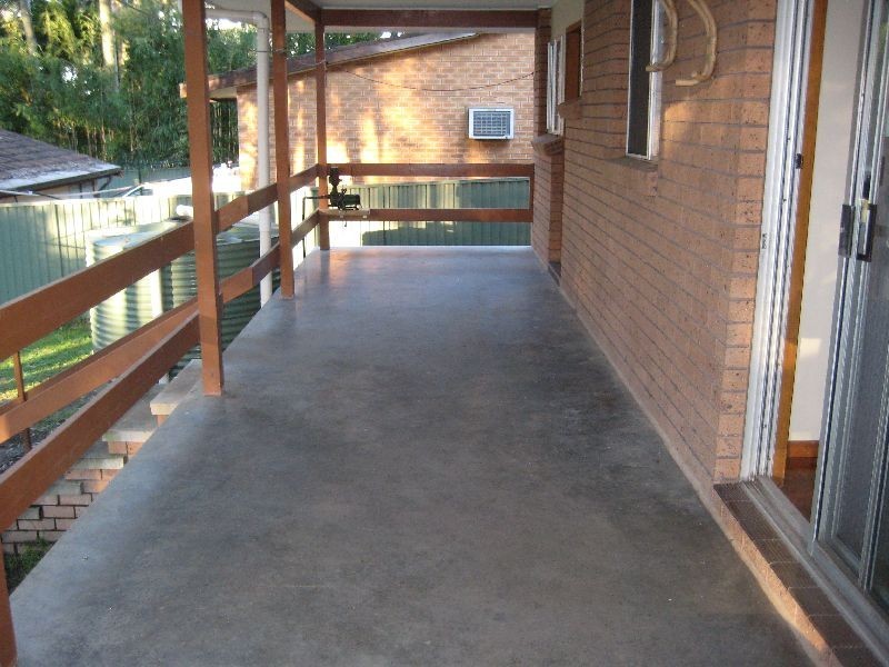 11 Una Avenue, Charmhaven NSW 2263