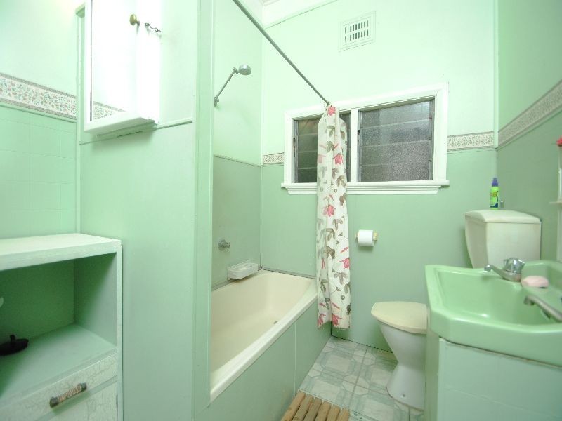 4 Wilfred Barrett Drive, Noraville NSW 2263