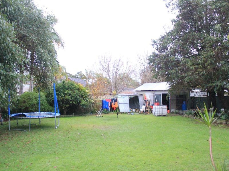 27 Laguna Parade, Berkeley Vale NSW 2261