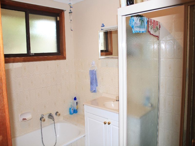 10 Promenade Avenue, Bateau Bay NSW 2261