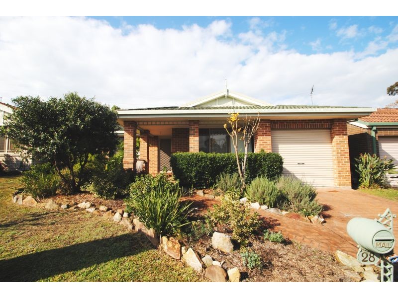 28 Nelmes Road, Blue Haven NSW 2262