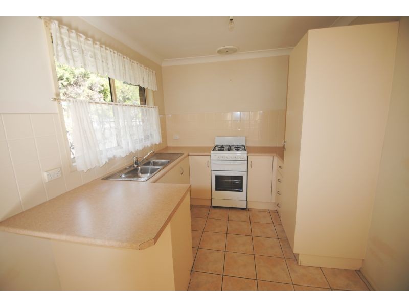 28 Nelmes Road, Blue Haven NSW 2262