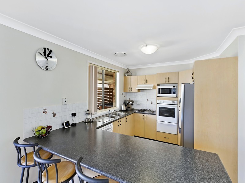 16 Olney Drive, Blue Haven NSW 2262