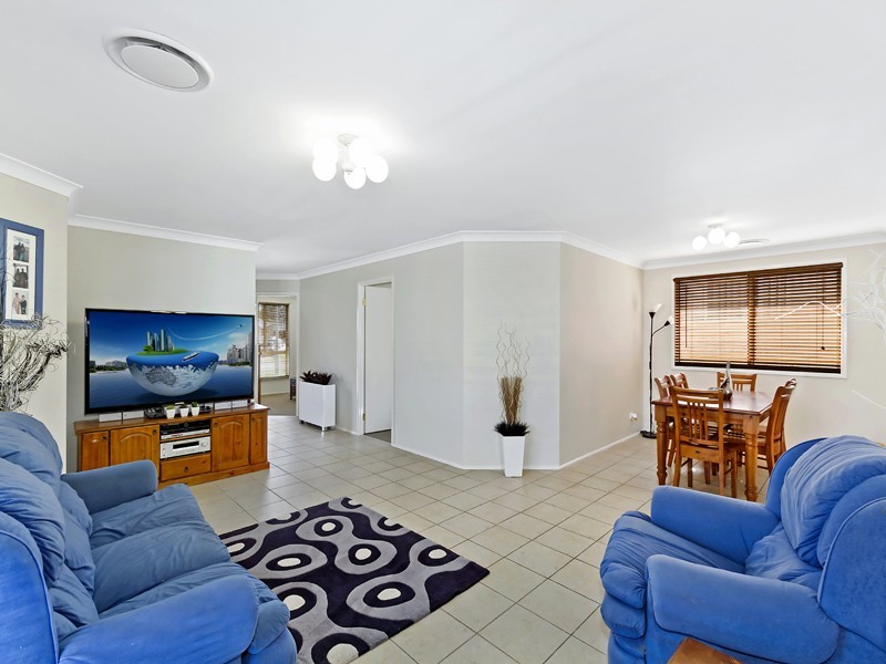 16 Olney Drive, Blue Haven NSW 2262