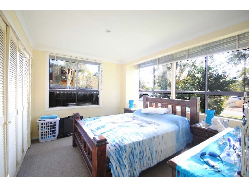 11 Kapala Avenue, Summerland Point NSW 2259