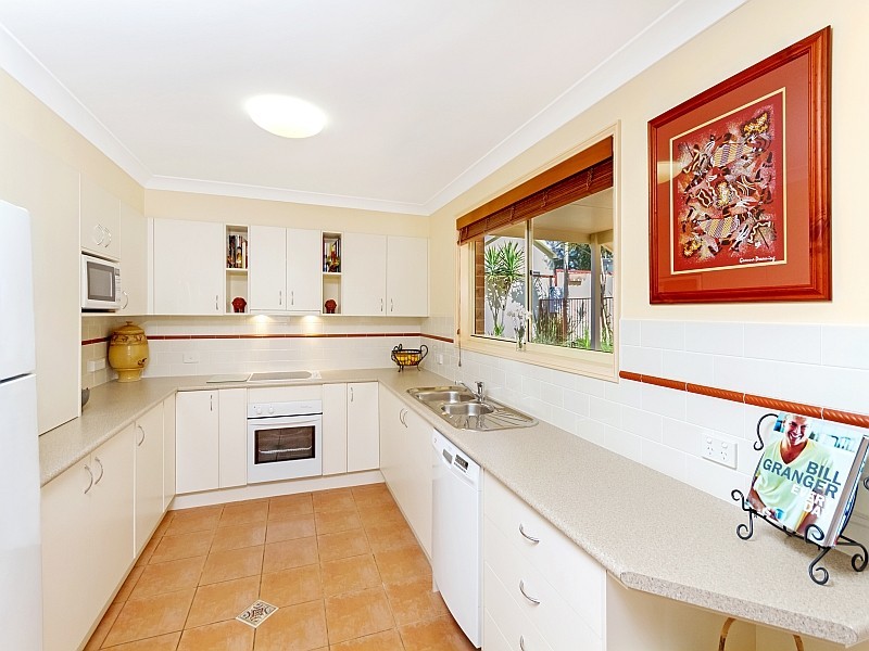 68 Sunrise Avenue, Budgewoi NSW 2262