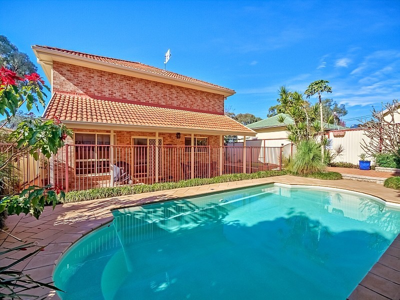 68 Sunrise Avenue, Budgewoi NSW 2262