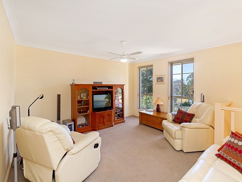 68 Sunrise Avenue, Budgewoi NSW 2262