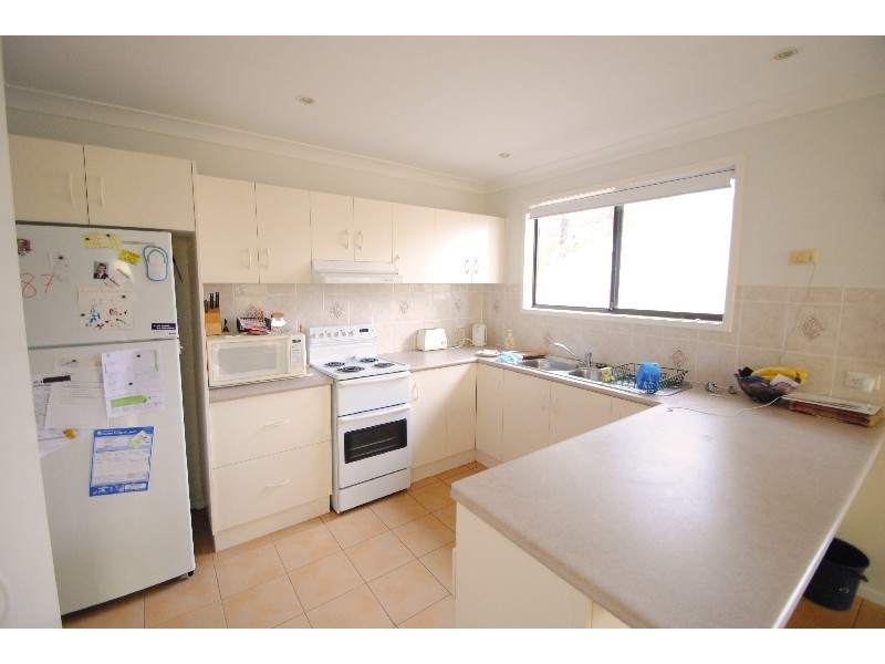 9 Shropshire Street, Gorokan NSW 2263