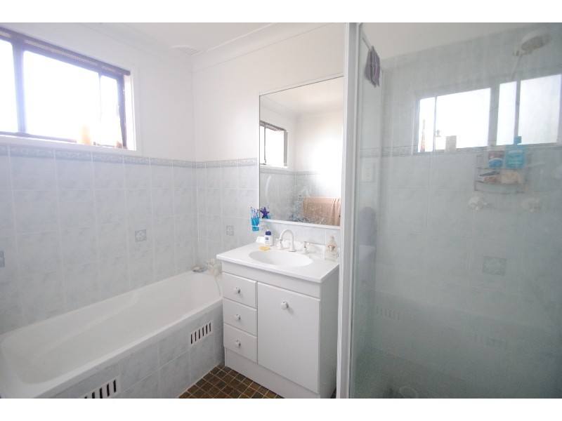 9 Shropshire Street, Gorokan NSW 2263