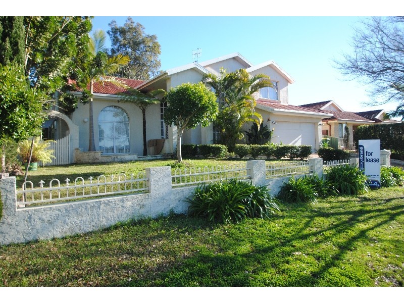 41 Avondale Dr, Kanwal NSW 2259