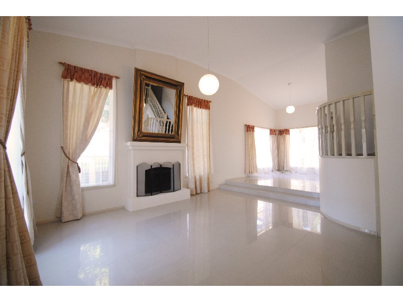 41 Avondale Dr, Kanwal NSW 2259