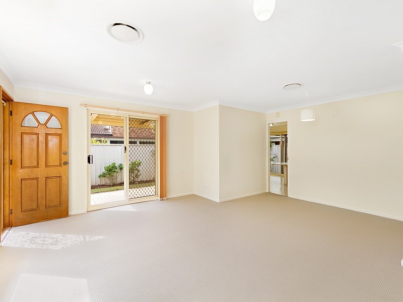 2A Mitchell Street, Norah Head NSW 2263