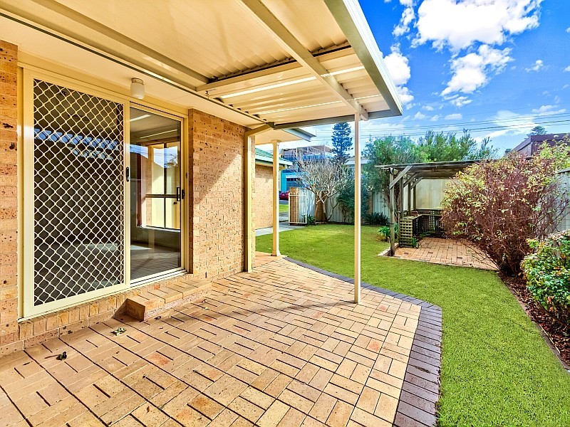 2A Mitchell Street, Norah Head NSW 2263