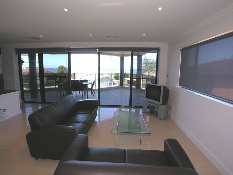 2/73 Ocean Parade, The Entrance NSW 2261