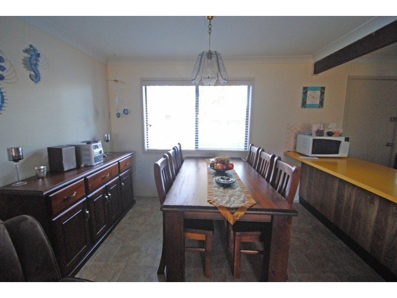 26 Spring Valley Avenue, Gorokan NSW 2263