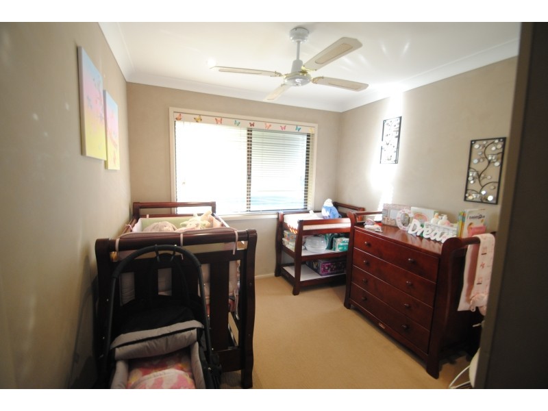 26 Spring Valley Avenue, Gorokan NSW 2263