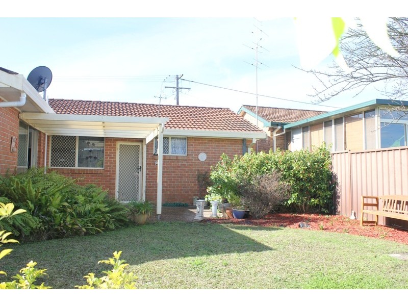 20 Alexander Ave,, Bateau Bay NSW 2261