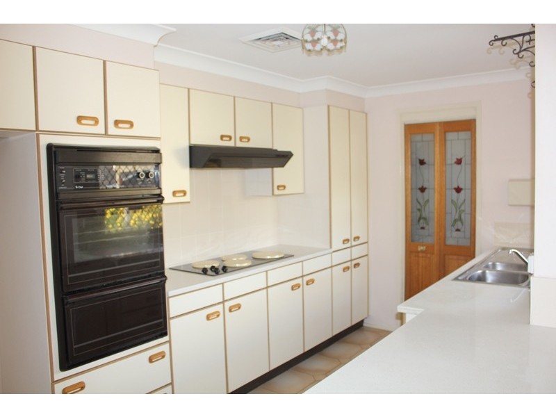 20 Alexander Ave,, Bateau Bay NSW 2261