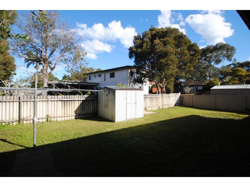 6 Conden Place, Canton Beach NSW 2263