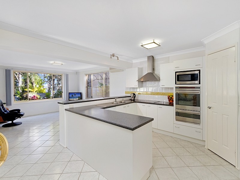 20 Diamond Head Drive, Budgewoi NSW 2262
