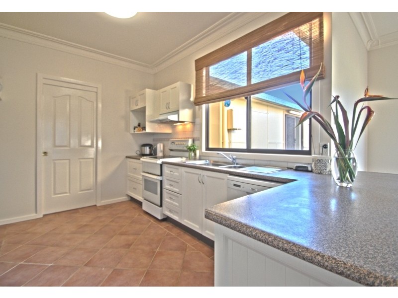 50 Moss Avenue, Toukley NSW 2263