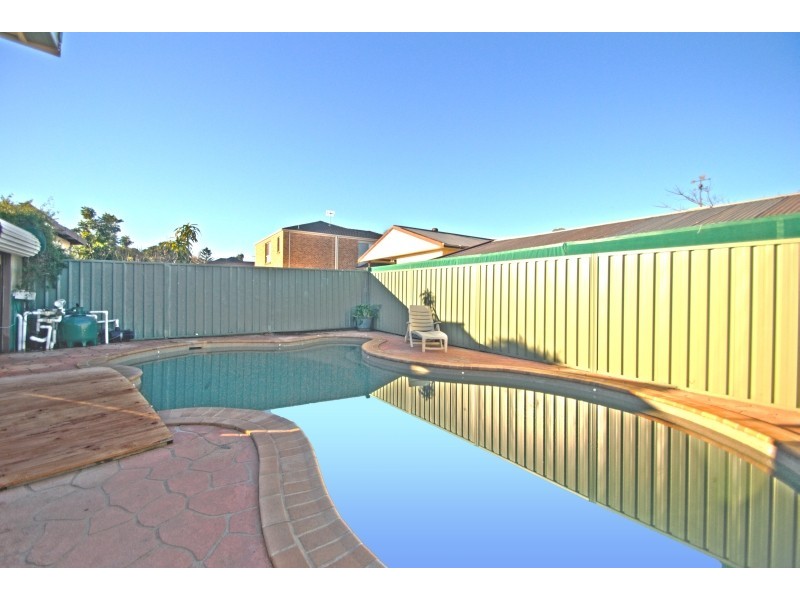 50 Moss Avenue, Toukley NSW 2263