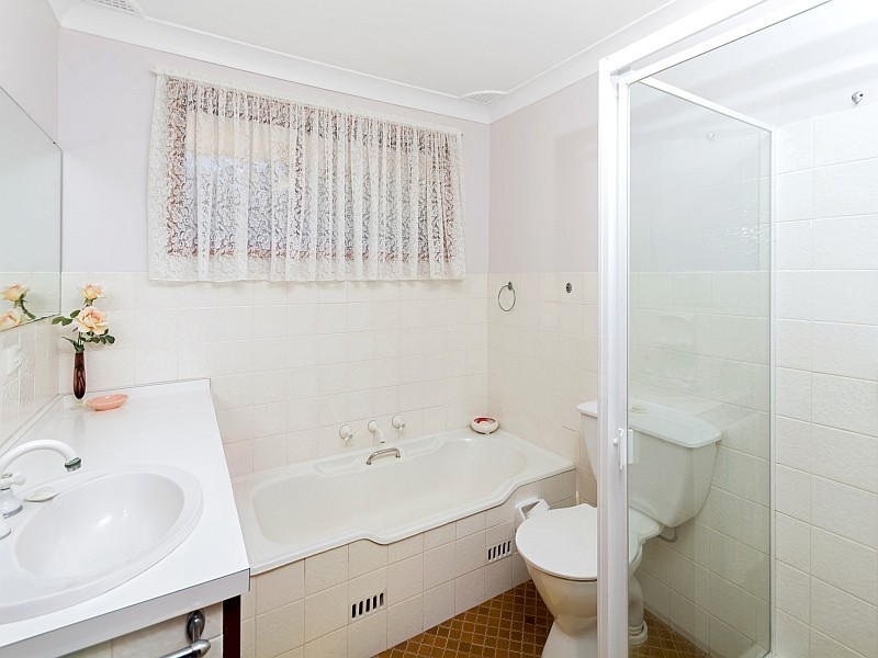 130 Buff Point Avenue, Buff Point NSW 2262