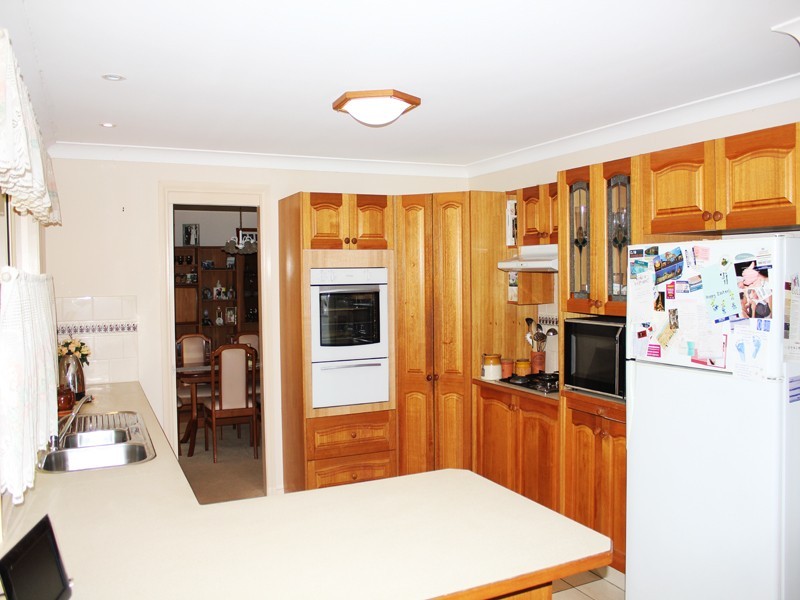 15 Wendie Close, Tumbi Umbi NSW 2261