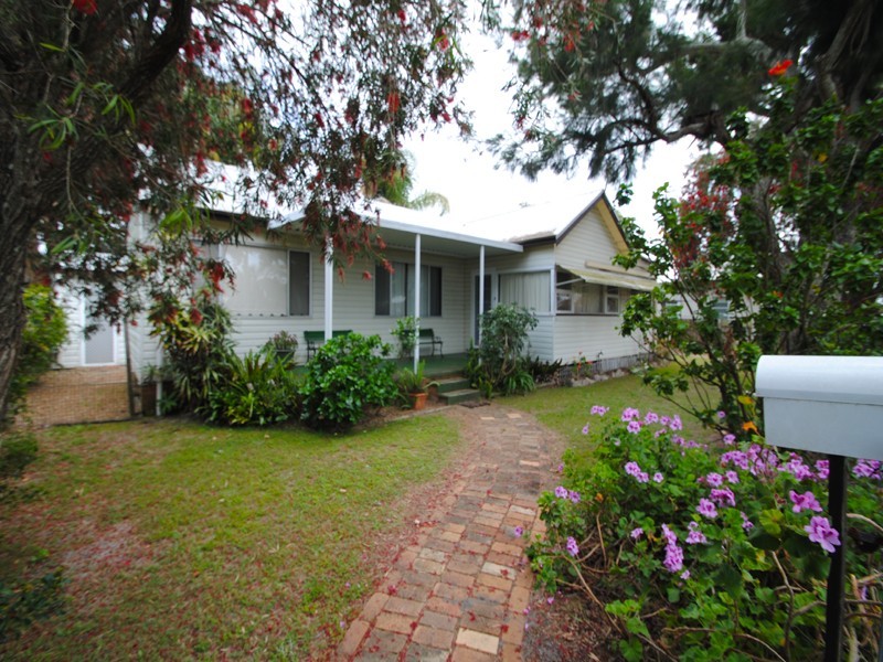 2a Yaralla Road, Toukley NSW 2263