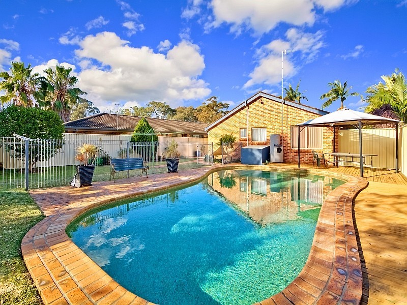 8 Taloma Street, Gorokan NSW 2263