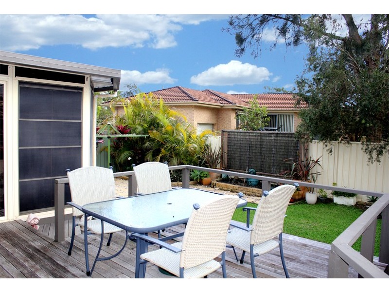 7 Cranbrook Cres, Killarney Vale NSW 2261